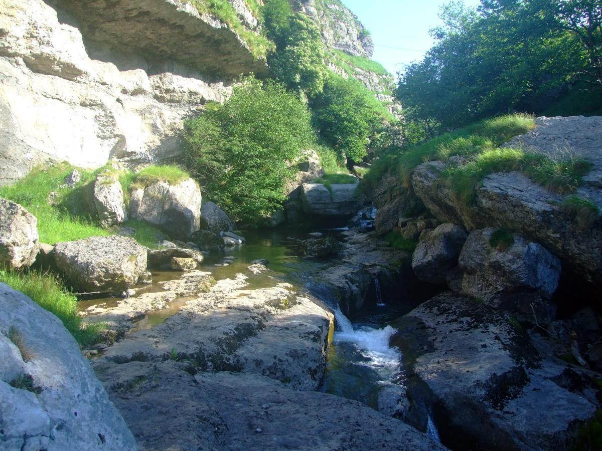 Las Hayucas San Roque de Ríomiera Extérieur photo